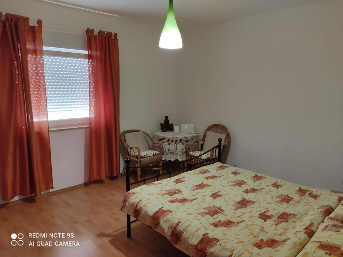 Apartmani Iva Sveti Juraj Bagian luar foto